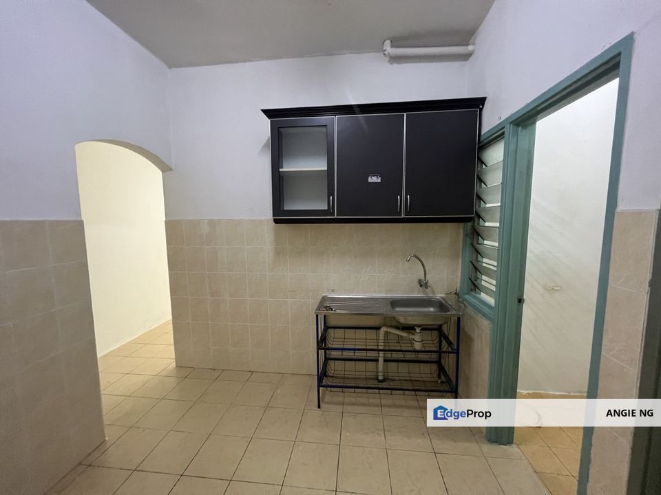 Apartment Desa Ria Balakong Selangor For Sale, Selangor, Balakong