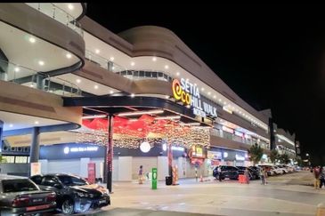 Ecohill Walk Mall, Setia Ecohill