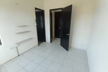 Bandar Tun Hussein Onn