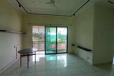 Bandar Tun Hussein Onn