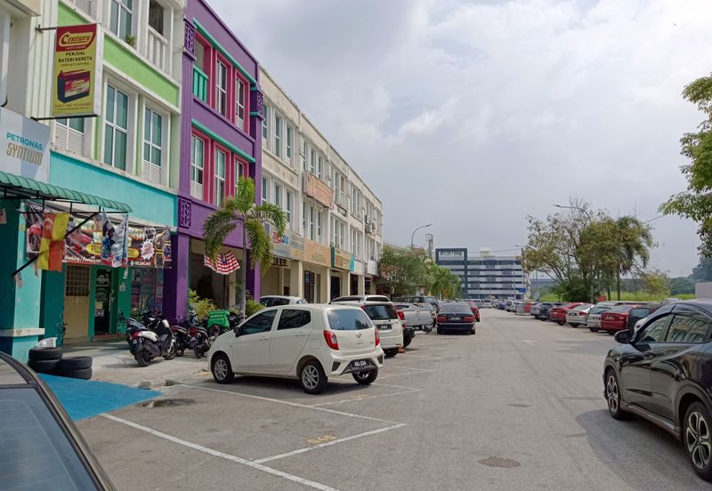 Jalan Impian Mahkota, Kampung Sungai Kantan