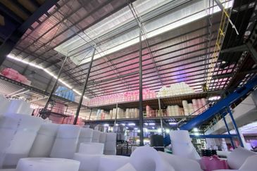 Kawasan Perindustrian Olak Lempit