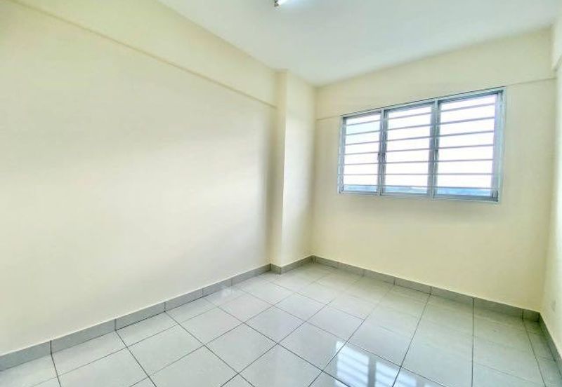 The Residence 1 @ Tiara South