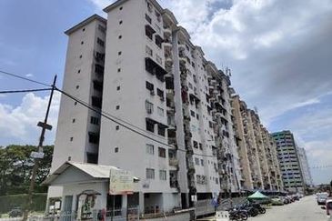 Kajang City Height Apartment