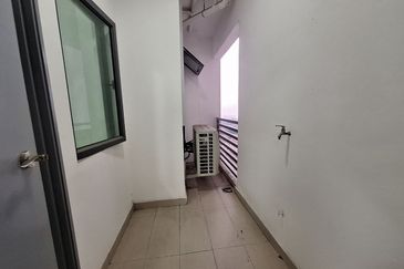 One Amerin Residence