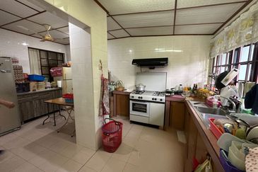 Bandar Tun Hussein Onn