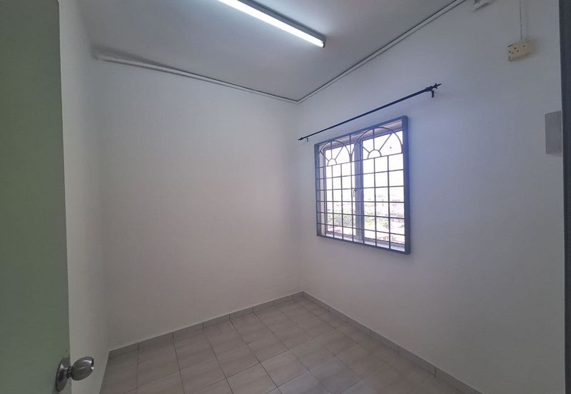 Desa Perangsang Apartments (Block D & E)