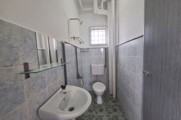 Desa Perangsang Apartments (Block D & E)