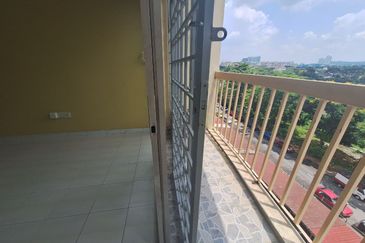 Desa Perangsang Apartments (Block D & E)