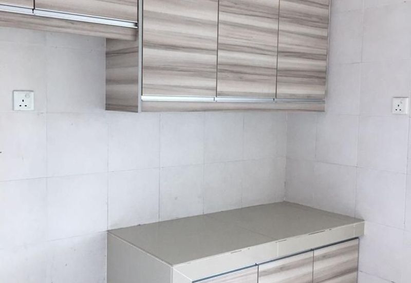 Avenue 2, Lake Valley