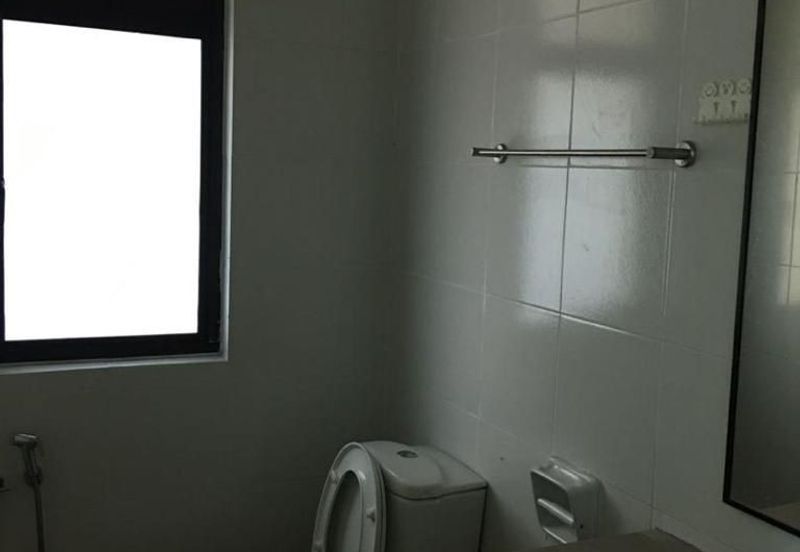 Avenue 2, Lake Valley