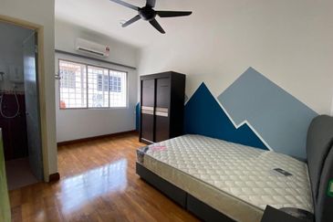 Taman Taynton (Taynton View)