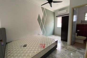 Taman Taynton (Taynton View)