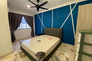 Taman Taynton (Taynton View)