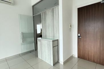 La Thea Residences @ 16 Sierra