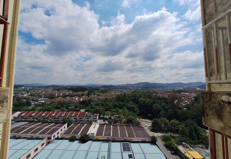 Pangsapuri Damai Mewah B