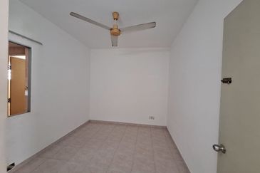 Pangsapuri Seri Saujana