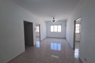 Pangsapuri Seri Saujana