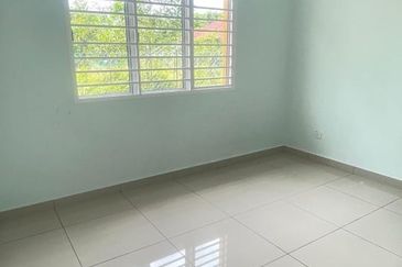 Bandar Tasik Senangin