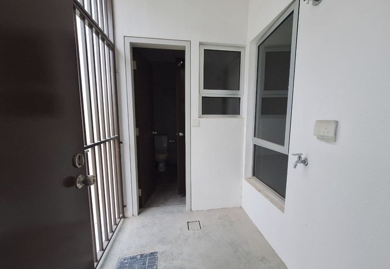 Dayana @Nilai Impian