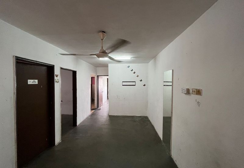Anggerik Apartment, Seri Kembangan