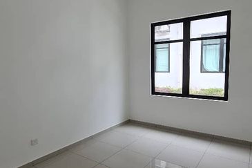 Cradleton @ Eco Majestic