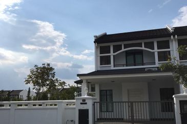 Cradleton @ Eco Majestic