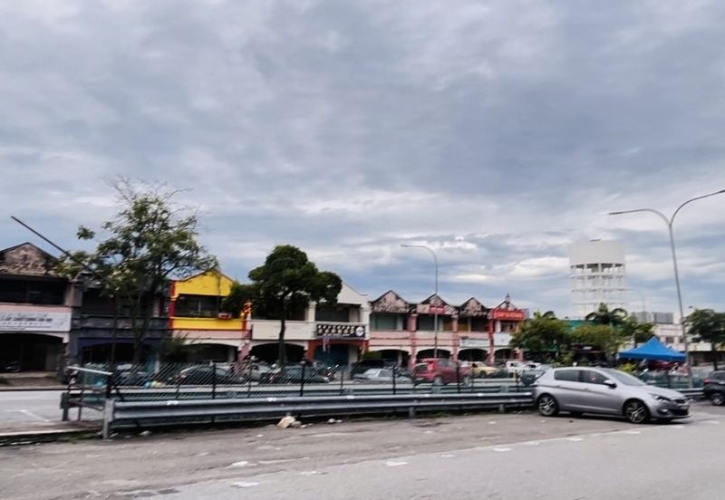 Pusat Perdagangan Seri Kembangan