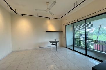 Bandar Tun Hussein Onn