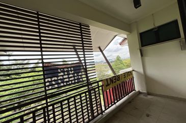 Bandar Tun Hussein Onn