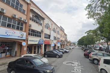 Pusat Perdagangan Seri Kembangan