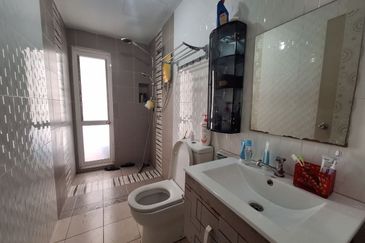 The Zest @ Kinrara 9