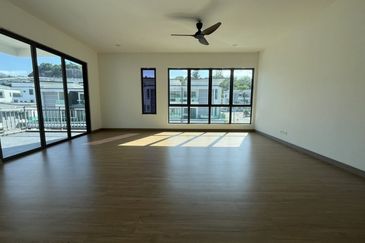 Saujana Heights @ Taman Puncak Saujana