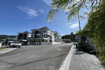 Saujana Heights @ Taman Puncak Saujana