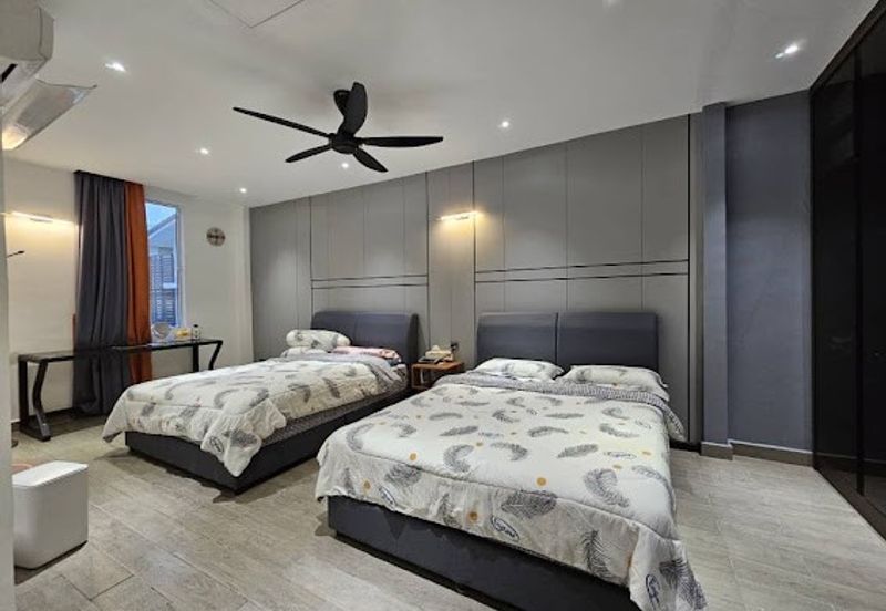 Bandar Tun Hussein Onn