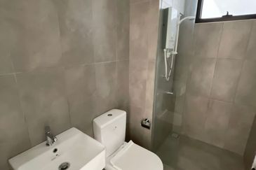 Emerald 9 Condominium