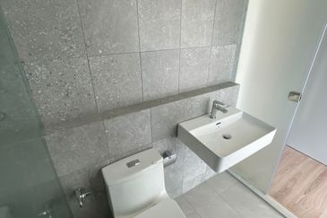 Emerald 9 Condominium