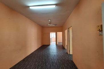 Ketitir Apartment, Taman Sungai Besi Indah