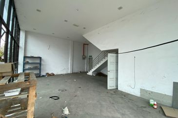 Nilai 3 Nilai Negeri Sembilan @ Detach Factory For Sale