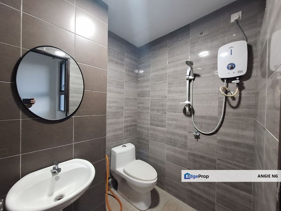 Menara Simfoni Seri Kembangan Selangor For Sale, Selangor, Seri Kembangan