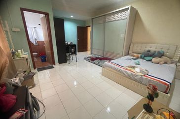 SL 3, Bandar Sungai Long