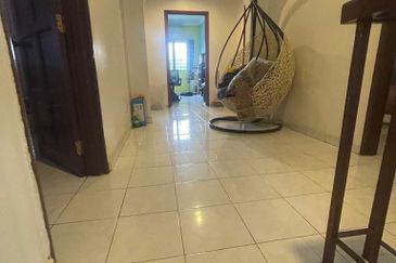 SL 3, Bandar Sungai Long