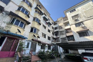 Apartment Flora, Taman Impian Ehsan