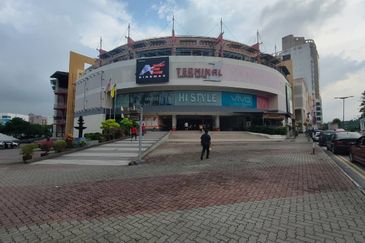 Kompleks Terminal One