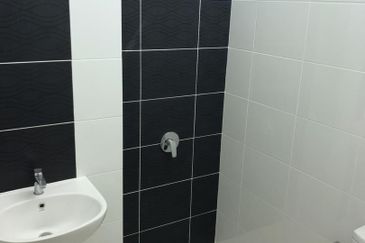 Cradleton @ Eco Majestic