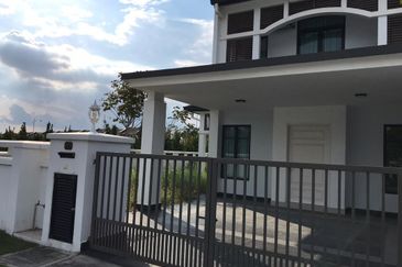 Cradleton @ Eco Majestic