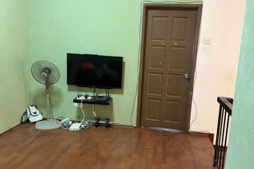 SL 11, Bandar Sungai Long