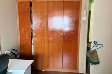 SL 11, Bandar Sungai Long