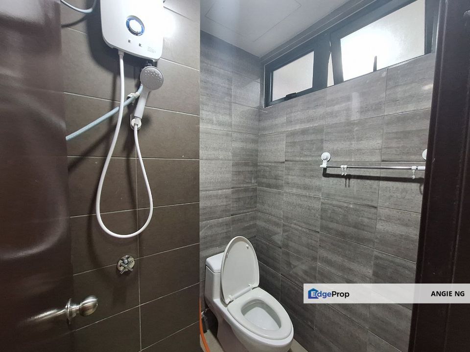 Menara Simfoni Seri Kembangan Selangor For Sale, Selangor, Seri Kembangan