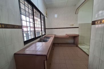 Bandar Sungai Long Bandar Sungai Long Selangor @ Double Storey Corner House For Sale